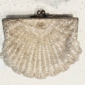 Vintage Art Deco Gatsby Elegant Silver Beaded Clutch Crossbody Evening Bag
